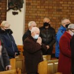 21.03.2021 Kielce. Parafia św. Maksymiliana Marii Kolbego w Kielcach otrzymała relikwie św. Andrzeja Boboli. Msza św. / Jarosław Kubalski / Radio Kielce