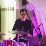 25.03.2021 Kielce. Katedra. Krypty. Nagrywanie koncertu "Impresje Wielkopostne". Kuba Mazur - perkusja / Jarosław Kubalski / Radio Kielce