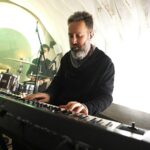 25.03.2021 Kielce. Katedra. Krypty. Nagrywanie koncertu "Impresje Wielkopostne". Łukasz Mazur - piano / Jarosław Kubalski / Radio Kielce