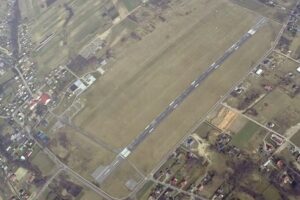 14.03.2021 Masłów lotnisko. Miejsce historycznych wydarzeń / Aeroklub Kielce