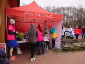 07.03.2021 Ostrowiec Świętokrzyski. Bieganie z okazji Dnia Kobiet na Gutwinie / Emilia Sitarska / Radio Kielce