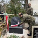 1.03.2021 Miejsca pamięci. Terytorialsi składali kwiaty i znicze / ppor. OT Daniel Woś / ŚBOT