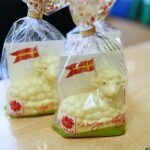 17.03.2021. Kielce. Baranki wielkanocne Caritas Diecezji Kieleckiej / Wiktor Taszłow / Radio Kielce