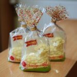 17.03.2021. Kielce. Baranki wielkanocne Caritas Diecezji Kieleckiej / Wiktor Taszłow / Radio Kielce