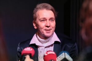 17.03.2021. Kielce. Teatr Kubuś. Próba do spektaklu "Kto z was chciałby rozweselić pechowego nosorożca?". Na zdjęciu: Piotr Bogusław Jędrzejczak - dyrektor Teatru Lalki i Aktora "Kubuś" w Kielcach / Wiktor Taszłow / Radio Kielce