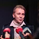 17.03.2021. Kielce. Teatr Kubuś. Próba do spektaklu "Kto z was chciałby rozweselić pechowego nosorożca?". Na zdjęciu: Piotr Bogusław Jędrzejczak - dyrektor Teatru Lalki i Aktora "Kubuś" w Kielcach / Wiktor Taszłow / Radio Kielce