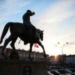 19.03.2021. Kielce. Plac Wolności. Pomnik Józefa Piłsudskiego. Uroczystości z okazji imienin Marszałka / Wiktor Taszłow / Radio Kielce