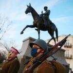 19.03.2021. Kielce. Plac Wolności. Pomnik Józefa Piłsudskiego. Uroczystości z okazji imienin Marszałka / Wiktor Taszłow / Radio Kielce