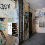 23.03.2021. Kielce. Ulica Młoda 4. Blok socjalny / Wiktor Taszłow / Radio Kielce