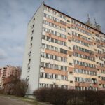 23.03.2021. Kielce. Ulica Młoda 4. Blok socjalny / Wiktor Taszłow / Radio Kielce