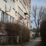 23.03.2021. Kielce. Ulica Młoda 4. Blok socjalny / Wiktor Taszłow / Radio Kielce