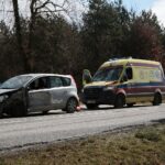 23.03.2021. Lasków. Wypadek na trasie Jędrzejów - Małogoszcz / Wiktor Taszłow / Radio Kielce