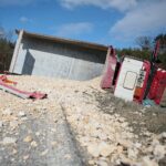 23.03.2021. Lasków. Wypadek na trasie Jędrzejów - Małogoszcz / Wiktor Taszłow / Radio Kielce