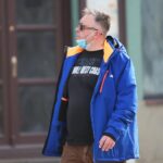 24.02.2021. Kielce. Ludzie nie zakrywaja nosa i ust / Wiktor Taszłow / Radio Kielce