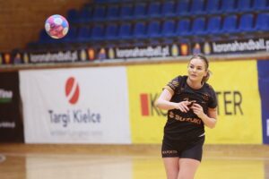 27.03.2021. Kielce. 14. kolejka I ligi piłkarek ręcznych Suzuki Korona Handball - MKS Karczew / Wiktor Taszłow / Radio Kielce