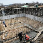 29.03.2021. Nowa Słupia. Budowa Parku Dziedzictwa Gór Świętokrzyskich / Wiktor Taszłow / Radio Kielce