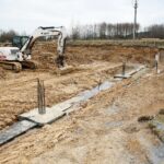 29.03.2021. Nowa Słupia. Budowa Parku Dziedzictwa Gór Świętokrzyskich / Wiktor Taszłow / Radio Kielce