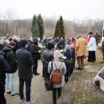 01.03.2021. Kielce. Cmentarz na Piaskach. Obchody Narodowego Dnia Pamięci Żołnierzy Wyklętych / Wiktor Taszłow / Radio Kielce