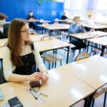 04.03.2021. Kielce. IV Liceum Ogólnokształcące w Kielcach. Próbna matura z matematyki / Wiktor Taszłow / Radio Kielce