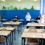 04.03.2021. Kielce. IV Liceum Ogólnokształcące w Kielcach. Próbna matura z matematyki / Wiktor Taszłow / Radio Kielce