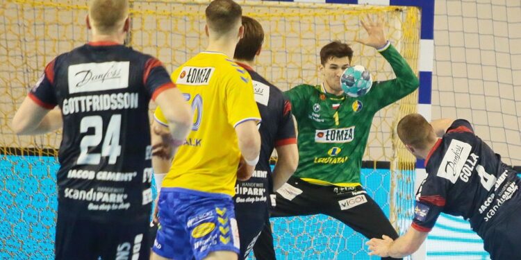 04.03.2021. Kielce. Mecz piłkarzy ręcznych: Flensburg-Handewitt - Łomża Vive Kielce / Wiktor Taszłow / Radio Kielce