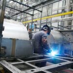 05.03.2021. Starachowice. Zakłady MAN / Wiktor Taszłow / Radio Kielce