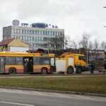 05.03.2021. Kielce. Kolizja z udziałem autobusu MPK / Wiktor Taszłow / Radio Kielce