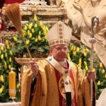 08.03.2021. Jędrzejów. Poświęcenie kaplicy bł. Wincentego Kadłubka. Na zdjęciu: abp Marek Jędraszewski, metropolita krakowski / Wiktor Taszłow / Radio Kielce