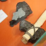 12.03.2021. Kielce. Muzeum Historii Kielc. Wystawa „Meteoryty ze zbiorów Krzysztofa Sochy – Sala dla Kolekcjonera” / Wiktor Taszłow / Radio Kielce