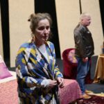 12.03.2021. Kielce. Konferencja prasowa przed premierą nowego spektaklu Teatru TeTaTeT. Na zdjęciu (od lewej): Ewa Pająk, Mirosław Bieliński / Wiktor Taszłow / Radio Kielce