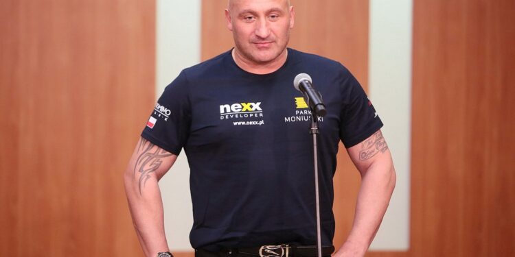 12.03.2021. Kielce. Konferencja prasowa dotycząca leczenia Hani Terleckiej. Na zdjęciu: Marcin Najman - były bokser i zawodnik MMA / Wiktor Taszłow / Radio Kielce