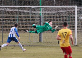 14.03.2021. Kielce. Mecz 24. kolejki III ligi: Korona II Kielce - Wisła Puławy / Wiktor Taszłow / Radio Kielce