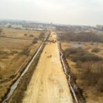 25.03.2021. Ostrowiec Świętokrzyski. Budowa łącznika ulic Furmańskiej i Chrzanowskiego / UM Ostrowiec Św.