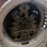 27.03.2021 Jędrzejów. Muzeum im. Przypkowskich. Zegar mechaniczny, kominkowy. Wykonał go Antoni Chęciński we Wrocławiu w 1797 roku / Marta Gajda / Radio Kielce