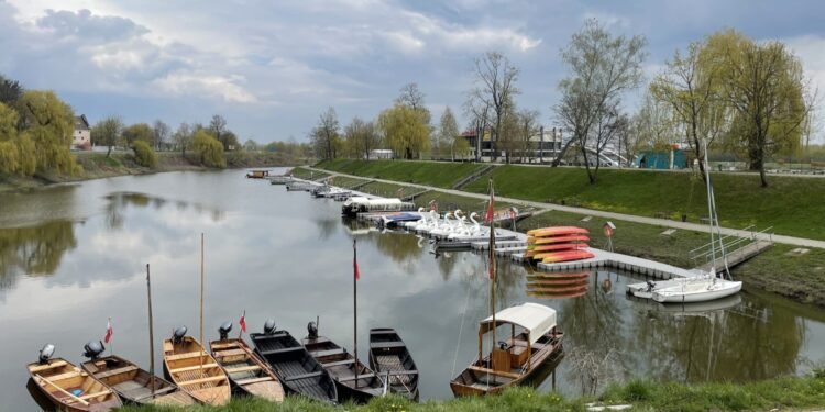 30.04.2021. Sandomierz. Nadwiślański bulwar / Grażyna Szlęzak-Wójcik / Radio Kielce