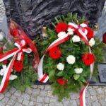 13.04.2021. Staszów. Obchody Dnia Pamięci Ofiar Zbrodni Katyńskiej / Urząd Miasta Staszów