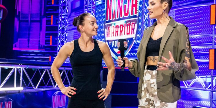 Ninja Warrior Polska. Na zdjęciu (od lewej): Sandra Drabik i Karolina Gilon / Sandra "Adrenalina" Drabik/Facebook