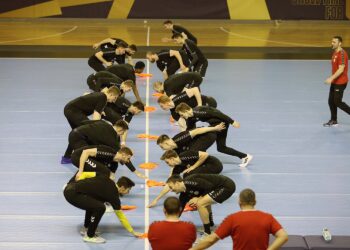 Trening piłkarzy ręcznych Łomży Vive Kielce / facebook.com/kielcehandball