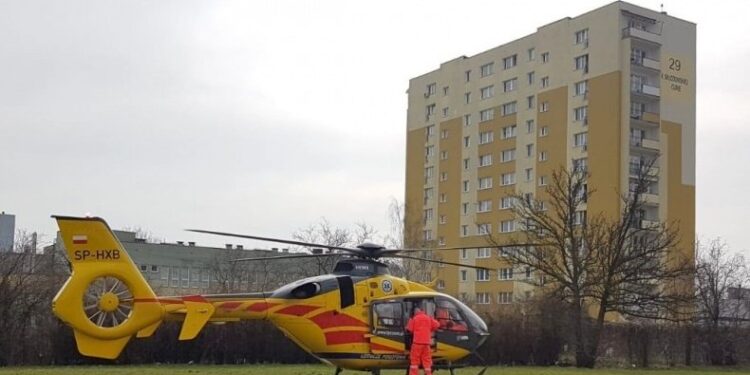 Lotnicze Pogotowie Ratunkowe na bydgoskich Bartodziejach / Bydgoszcz 998