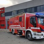 Samochód specjalny SPGaz Iveco należący do Jednostki Ratowniczo-Gaśniczej nr 1 Komendy Miejskiej Państwowej Straży Pożarnej w Kielcach / KM PSP Kielce