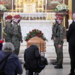 10.04.2021. Łódź. Bazylika Archikatedralna pw. św. Stanisława Kostki. Msza święta pogrzebowa Krzysztofa Krawczyka / PAP/Roman Zawistowski