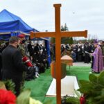 10.04.2021. Grotniki. Uroczystości pogrzebowe Krzysztofa Krawczyka / PAP/Grzegorz Michałowski