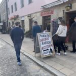 11.04.2021 Sandomierz. Turyści / Grażyna Szlęzak-Wójcik / Radio Kielce