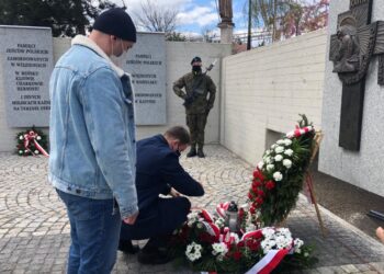 W Opolu odsłonięto i poświęcono pomnik ofiar zbrodni katyńskich / M. Matuszkiewicz / Radio Opole