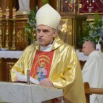 19.03.2021. Nisko. Uroczystości z okazji roku św. Józefa. Na zdjęciu: Krzysztof Nitkiewicz - biskup sandomierski / ks. Wojciech Kania / sekretarz biskupa ordynariusza