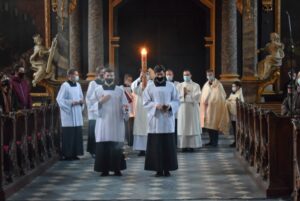 03.04.2021 Sandomierz. Katedra. Liturgia Wigilii Paschalnej / ks. Wojciech Kania