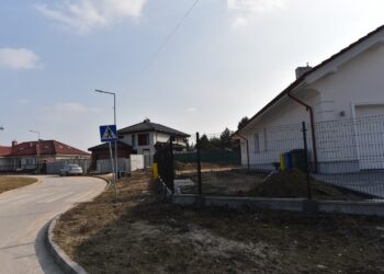 26.03.2021. Końskie. Osiedle Jana Pawła II w Końskich / Magdalena Galas-Klusek / Radio Kielce