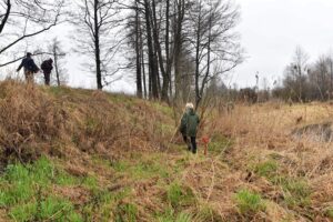 17.04.2021 Maleniec. Poszukiwanie skarbów / Magdalena Galas-Klusek / Radio Kielce