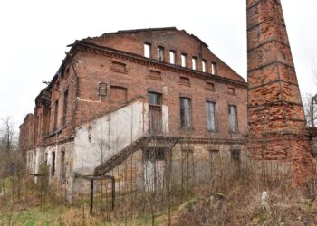 17.04.2021. Machory. Ruiny kaflarni / Magdalena Galas-Klusek / Radio Kielce