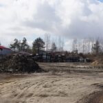 08.04.2021. Sitkówka-Nowiny. Nielegalne wysypisko / Paulina Michta / Radio Kielce